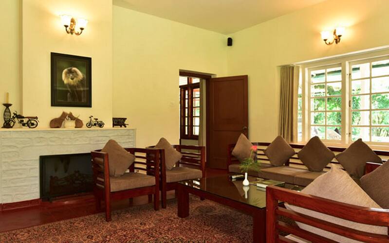 Monica Garden Bungalow, Valparai 4